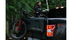 Dakine Pickup DLX Curve Pads -Scotty || Airhead || Astral Sales Store opplanet dakine pickup dlx curve pad black small d 100 5161 001 sl av 3